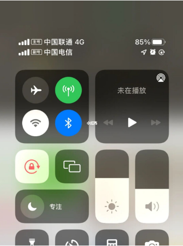 前郭苹果手机维修分享iPhone双卡信号解决办法 