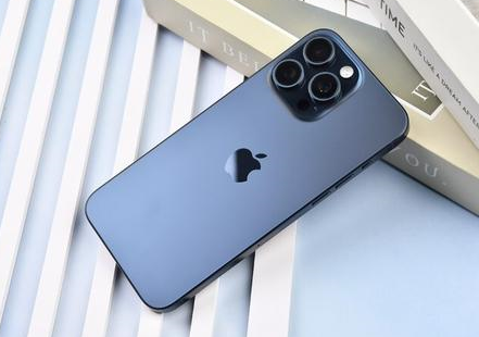前郭苹果维修点分享iPhone 15 Pro Max屏幕更换全新实操风险 